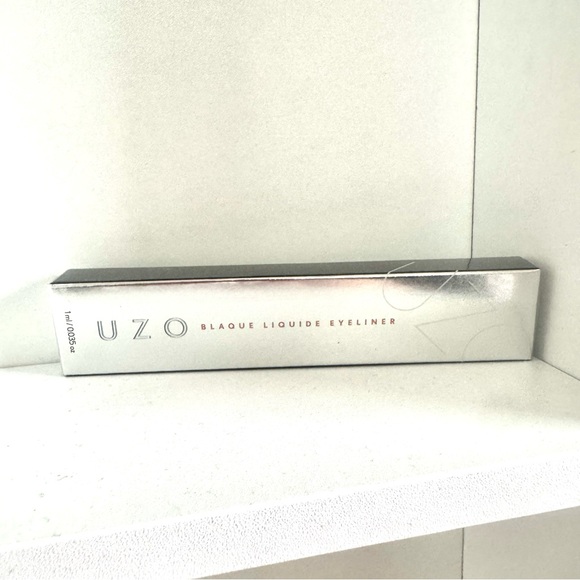 UZO Beauty Blaque Liquide Eyeliner NEW - Picture 3 of 4
